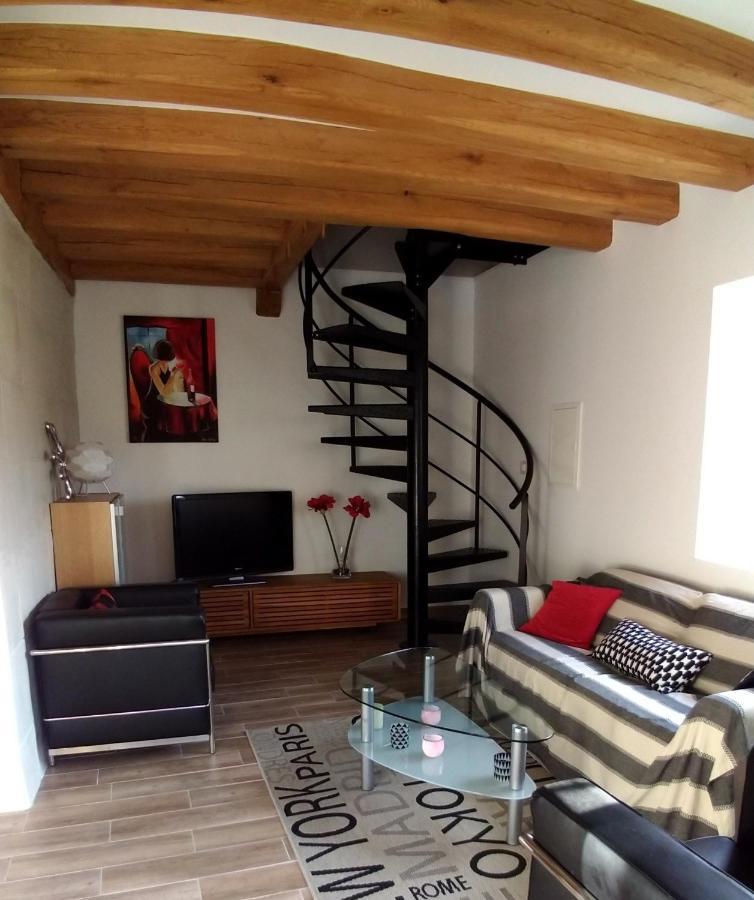 Couffy Les Trois Provinces B&B 외부 사진