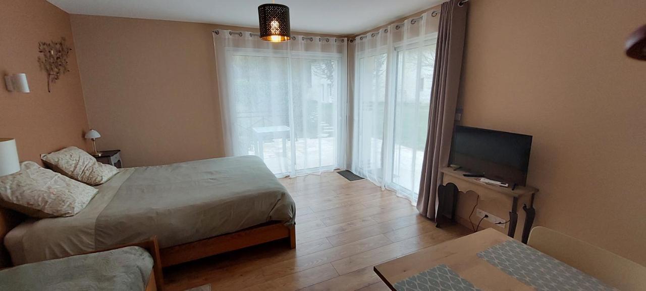 Couffy Les Trois Provinces B&B 외부 사진