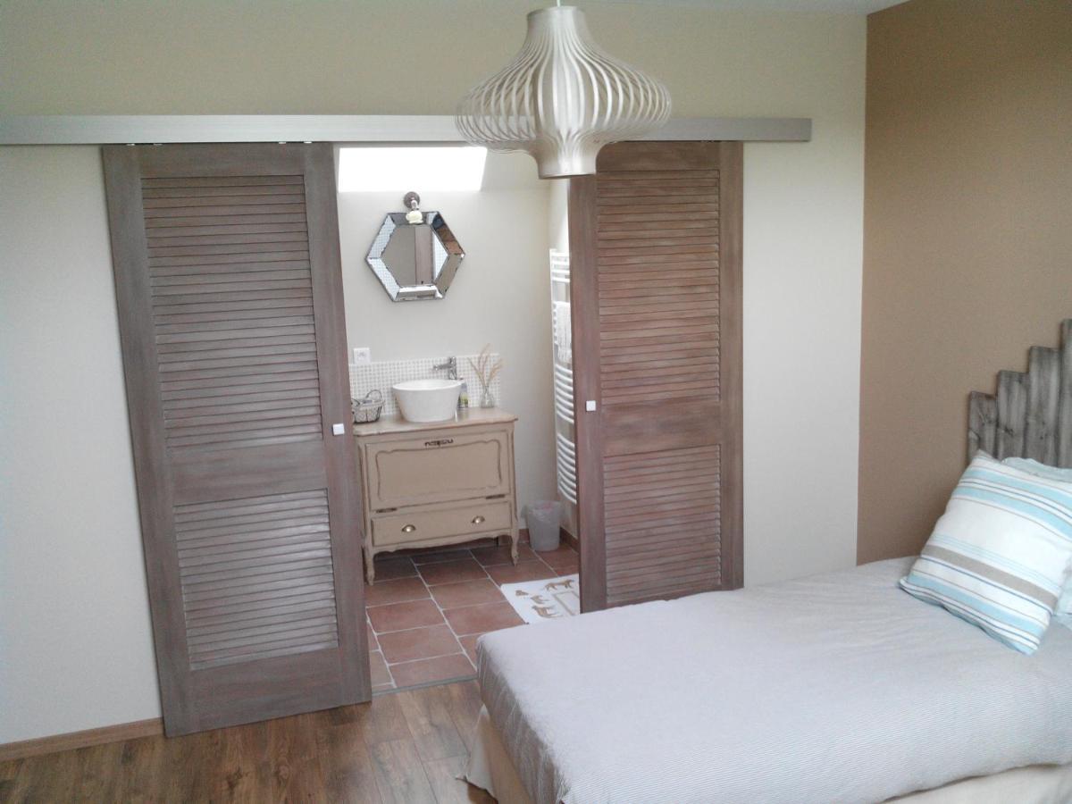 Couffy Les Trois Provinces B&B 외부 사진