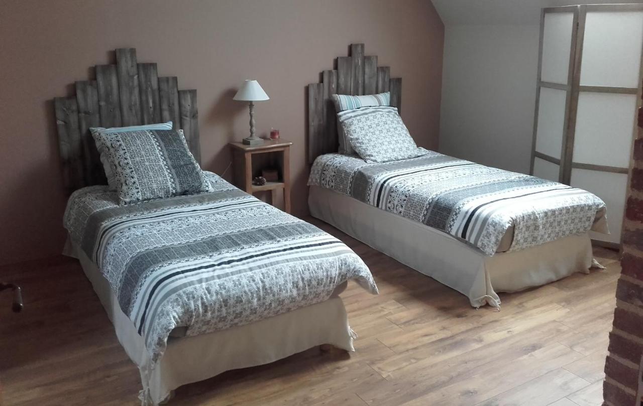 Couffy Les Trois Provinces B&B 외부 사진