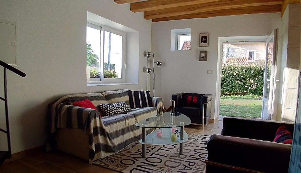 Couffy Les Trois Provinces B&B 외부 사진